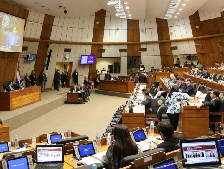 foto-ilustracion-diputados-se-mantuvo-en-linea-del-ejecutivo-_760_573_1351853